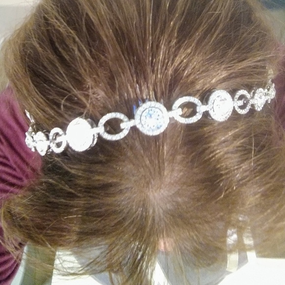 Bridal Jeweled Headpiece - Picture 5 of 6